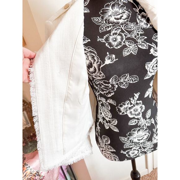 NWT White House Black Market White Ivory Tweed Cropped Jacket Women's SZ 12 - Picture 7 of 7